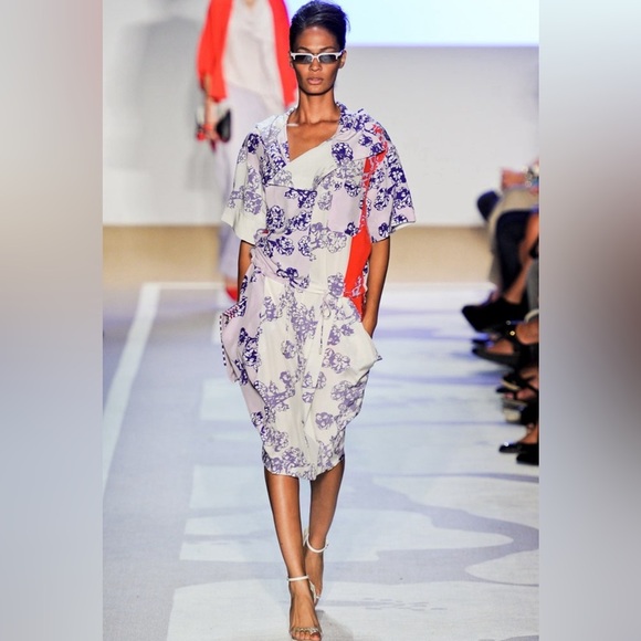 Diane Von Furstenberg Julieta Silk Dress Size 10 - Picture 16 of 16